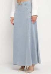 Jasnoniebieska Bawełniana Spódnica Jeansowa Maxi Rozkloszowana z Łańcuszkiem Zallire. Niebieskie spódnice damskie Born2be, m, bez wzorów, z bawełny, boho, maxi, rozkloszowane. Za 199.99 zł.