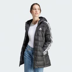 Parka Essentials 3-Stripes Light Down Hooded. Czarne parki damskie Adidas, m, bez wzorów, z materiału, bez kaptura. Za 649.00 zł.