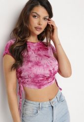 Fuksjowy T-shirt Tie-Dye z Wiskozy o Krótkim Fasonie Haliarissa. Czerwone t-shirty damskie Born2be, m, bez wzorów, z wiskozy, bez kołnierzyka, bez ramiączek. Za 34.99 zł.
