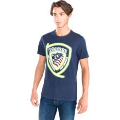 Blauer Fluorescent Koszulka Niebieski. Niebieskie t-shirty męskie Blauer, m, bez wzorów, z bawełny, bez kołnierzyka, bez ramiączek. Za 300.95 zł.