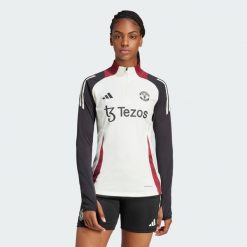Bluza Manchester United Tiro 24 Training. Białe bluzy damskie Adidas, xl, bez wzorów, z materiału, sportowe, bez ramiączek, bez kaptura. W wyprzedaży za 244.30 zł.