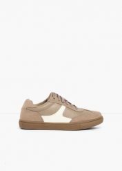 Sneakersy w stylu retro. Czerwone obuwie sportowe damskie bonprix, bez wzorów, bez zapięcia. Za 104.99 zł.