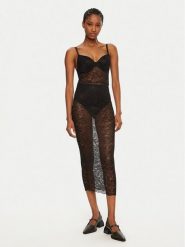 Guess Koszula nocna O5RK00 KBGT0 Czarny Regular Fit. Czarne koszule nocne damskie Guess, z aplikacjami, z syntetyku, bez ramiączek. Za 299.99 zł.
