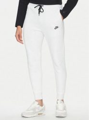 Nike Spodnie dresowe FB8002 051 Szary Regular Fit. Szare spodnie sportowe męskie Nike, m, bez wzorów, z bawełny. Za 409.99 zł.