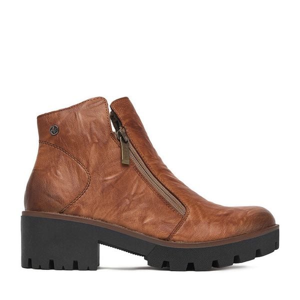 Botki Rieker. Brązowe botki damskie Rieker, bez wzorów, bez obcasa, na słupku, bez zapięcia. Za 429.99 zł.