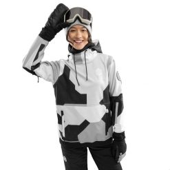 Kurtka snowboardowa damska W1-W Tibet. Czarne kurtki sportowe damskie SIROKO, xs, bez wzorów, z softshellu, bez ramiączek, bez kaptura, narciarskie. Za 844.00 zł.