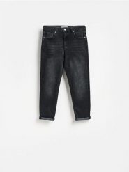 Jeansy Boyfriend - szary. Szare jeansy damskie Reserved, bez wzorów, z bawełny. Za 129.99 zł.