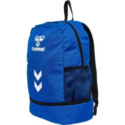 Plecak Hummel Essential Back Pack Unisex Niebieski. Niebieskie plecaki męskie Hummel, bez wzorów, sportowe. Za 118.00 zł.