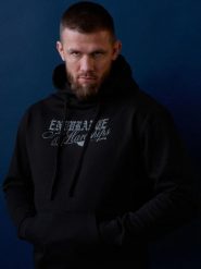 MANTO bluza z kapturem RESOLVE czarna. Czarne bluzy damskie Manto, l, bez wzorów, z bawełny, bez ramiączek, z kapturem. Za 249.00 zł.