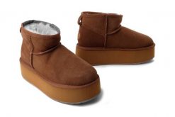 EMU AUSTRALIA W13082 Stinger Micro Flatform chestnut, botki damskie. Brązowe botki damskie Emu Australia, na zimę, bez wzorów, ze skóry, bez obcasa, bez zapięcia. Za 699.90 zł.