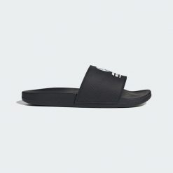 Klapki adilette Comfort MER. Białe klapki damskie Adidas, bez wzorów, klasyczne, bez obcasa, bez zapięcia. Za 239.00 zł.