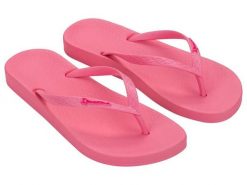 Klapki damskie Ipanema Anat Colors FEM 82591 BD661. Czerwone klapki damskie Ipanema, na lato, bez wzorów, z materiału, bez obcasa, bez zapięcia. Za 69.00 zł.