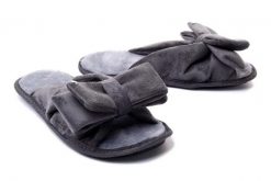 INBLU 155D 111 szary, kapcie/klapki damskie. Szare klapki damskie Inblu, bez wzorów, bez obcasa, bez zapięcia. Za 64.99 zł.