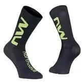 Skarpetki Northwave Extreme Air. Szare skarpety męskie Northwave, bez wzorów. Za 122.50 zł.