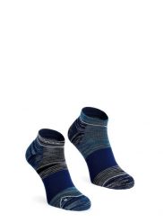 Skarpety trekkingowe męskie Ortovox Alpine Low Socks. Niebieskie skarpety męskie ORTOVOX, bez wzorów, z materiału. Za 98.99 zł.