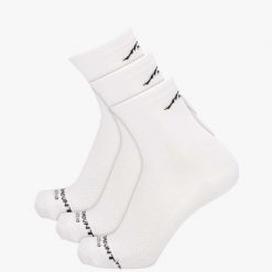 Skarpetki do biegania Swedemount Bamboo Running Socks 3-pack szybkoschnące. Czarne skarpety męskie SWEDEMOUNT, bez wzorów, z materiału. Za 53.99 zł.
