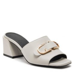 Klapki Furla. Białe klapki damskie Furla, bez wzorów, bez obcasa, bez zapięcia. Za 1,319.00 zł.