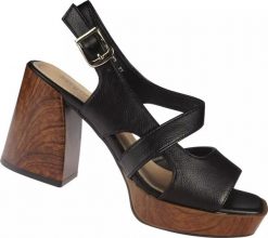 Sergio Leone Eleganckie Sandały damskie Sergio Leone DSK577CZ czarne 39. Czarne sandały damskie Sergio Leone, bez wzorów, bez obcasa, bez zapięcia. Za 145.00 zł.