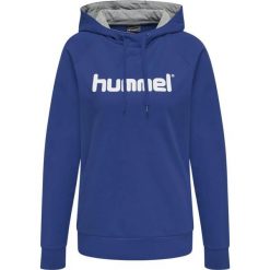 Bluza sportowa z kapturem damska Hummel Go Cotton Logo Hoodie Woman. Niebieskie bluzy damskie Hummel, m, bez wzorów, sportowe, bez ramiączek, z kapturem. Za 211.50 zł.