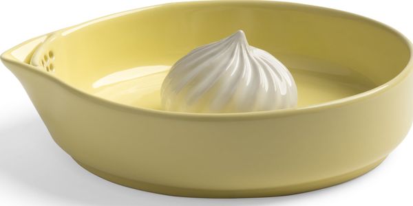 Wyciskarka do cytrusów Pudding masełkowa. Wyciskarki &K Amsterdam. Za 170.00 zł.