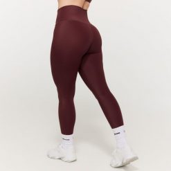 Legginsy damskie fitness z wysokim stanem Prime Fig. Fioletowe legginsy damskie GYMBEAM, bez wzorów, z elastanu. Za 130.90 zł.