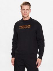Calvin Klein Jeans Sweter J30J323841 Czarny Regular Fit. Czarne swetry męskie Calvin Klein Jeans, m, bez wzorów, z bawełny, bez kołnierzyka, bez ramiączek. Za 399.99 zł.