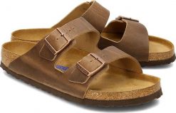 Birkenstock Birkenstock Arizona - Klapki Męskie - 0552811 43. Klapki męskie Birkenstock, bez wzorów, bez zapięcia. Za 475.92 zł.