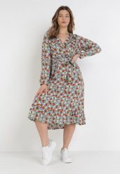 Zielona Sukienka Brizolle. Zielone sukienki damskie Born2be, l, bez wzorów, z materiału, bez kołnierzyka, bez ramiączek, midi, dopasowane. Za 109.99 zł.