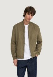 Kurtka Mężczyzna ONLY & SONS Onslucas Fake Suede Bomber Otw Noos. Zielone kurtki męskie Only & Sons, l, bez wzorów, z zamszu, eleganckie, bez kaptura. Za 285.88 zł.