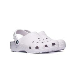 Klapki Crocs CLASSIC 10001-5DK. Fioletowe klapki damskie Crocs, na lato, bez wzorów, z materiału, z okrągłym noskiem, bez obcasa, bez zapięcia. Za 278.91 zł.