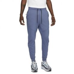 Spodnie sportowe męskie Nike Tech Jggr Lghtwht. Niebieskie spodnie sportowe męskie Nike, m, bez wzorów, z dresówki, trekkingowe. Za 441.00 zł.