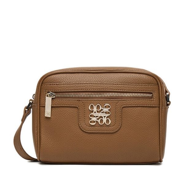 Torebka Nine West. Brązowe listonoszki damskie Nine West, bez wzorów, bez dodatków. Za 149.99 zł.