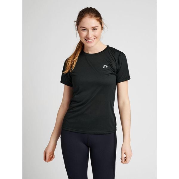 Koszulka damska Newline Statement. Czarne koszulki sportowe damskie Newline, xs, bez wzorów, bez ramiączek, na fitness i siłownię. Za 174.50 zł.