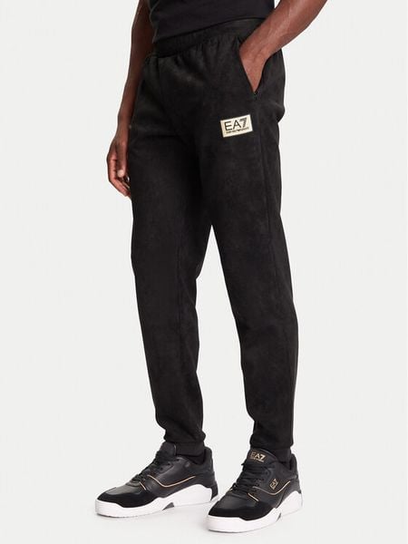 EA7 Emporio Armani Spodnie dresowe 7M000676 AF16718 UC001 Czarny Regular Fit. Czarne spodnie sportowe męskie EA7 Emporio Armani, m, bez wzorów, z dresówki. Za 579.99 zł.