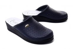 SANITAL FLEX 707/I blue, klapki profilaktyczne damskie. Niebieskie klapki damskie Sanital-Flex, bez wzorów, ze skóry, bez obcasa, bez zapięcia. Za 119.90 zł.