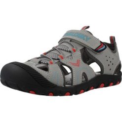 Sandały PABLOSKY 985950P Szary. Szare buty zimowe męskie Pablosky, bez wzorów, z syntetyku, bez obcasa, bez zapięcia. Za 189.99 zł.