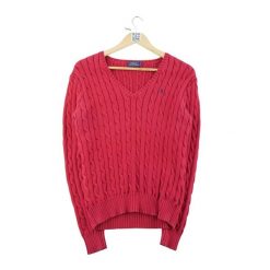 Second life - Sweter damski z dekoltem w serek czerwony - Jak nowy. Czerwone swetry nierozpinane damskie Ralph Lauren, l, bez wzorów, z jeansu, casualowe, bez kołnierzyka, bez ramiączek. Za 212.96 zł.