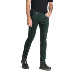 LEE LUKE MĘSKIE SPODNIE SZTRUKSOWE SZTRUKS PINE GROVE L719WJ91 112119474. Zielone spodnie materiałowe męskie Lee, bez wzorów, z materiału. Za 209.99 zł.