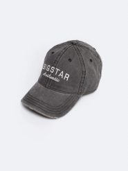 Czapka unisex z daszkiem jeansowa z efektem postarzania czarna Densi 906. Czarne czapki damskie BIG STAR, bez wzorów, z denimu, eleganckie. W wyprzedaży za 79.99 zł.