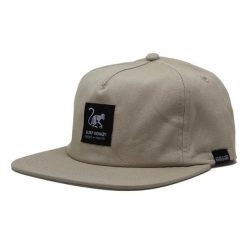 Czapka typu trucker z płaskim daszkiem, organiczna, dla dorosłych(beżowa). Brązowe czapki damskie SURF MONKEY, bez wzorów, z bawełny, sportowe. Za 139.95 zł.
