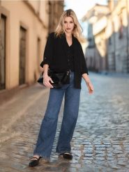 Jeansy high waist - granatowy. Niebieskie jeansy damskie Sinsay, bez wzorów, z jeansu, z podwyższonym stanem. W wyprzedaży za 29.99 zł.