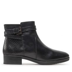 Botki Geox. Czarne botki damskie Geox, bez wzorów, bez obcasa, na płaskiej podeszwie, bez zapięcia. Za 549.99 zł.