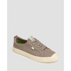 Tenisówki Cariuma OCA Low Mystic Grey Canvas Unisex. Brązowe trampki i tenisówki damskie CARIUMA, bez wzorów, bez zapięcia. W wyprzedaży za 215.25 zł.