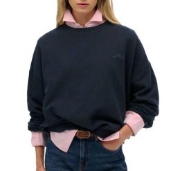 Bluza damska Superdry Essential Logo Gd. Czarne bluzy damskie Superdry, bez wzorów, casualowe, bez ramiączek, bez kaptura. Za 288.40 zł.