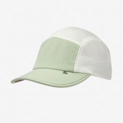 Czapka z daszkiem do biegania Kiprun 5 paneli. Czarne czapki damskie KIPRUN, bez wzorów, z materiału, sportowe. Za 49.99 zł.