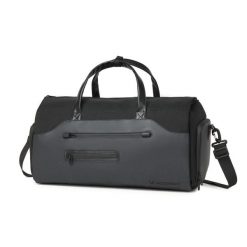Torba podróżna Wozinsky Premium na garnitur z kieszenią na mokre rzeczy. Czarne garnitury męskie Wozinsky, l, bez wzorów, z materiału, klasyczne. Za 154.99 zł.