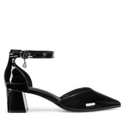 Czółenka Lasocki. Czarne czółenka damskie Lasocki, bez wzorów, bez obcasa, bez zapięcia. Za 159.99 zł.