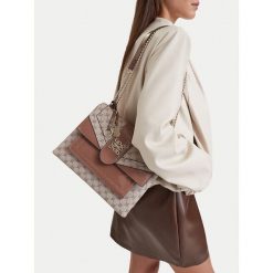 Torebka Nine West. Brązowe listonoszki damskie Nine West, bez wzorów, bez dodatków. Za 349.99 zł.