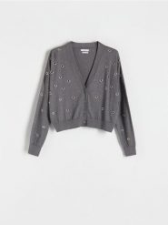 Sweter z metalowymi okuciami - ciemnoszary. Szare swetry nierozpinane damskie Reserved, l, bez wzorów, z bawełny, bez kołnierzyka, bez ramiączek. W wyprzedaży za 49.99 zł.