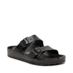 Klapki Birkenstock. Czarne klapki damskie Birkenstock, bez wzorów, bez obcasa, bez zapięcia. Za 249.99 zł.